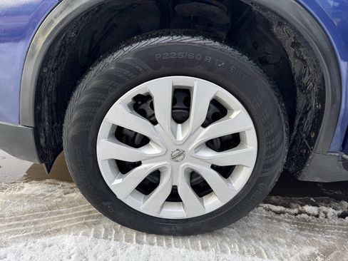 Used 2019 Nissan Rogue S image 10