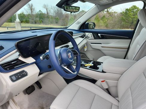 New 2026 Buick Enclave Avenir w/ Super Cruise Package image 13