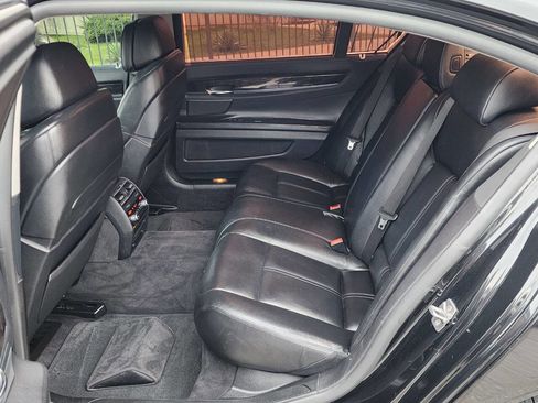 Used 2012 BMW 750Li image 25