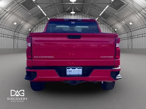 Used 2024 Chevrolet Silverado 1500 Custom AWD/4WD image 3