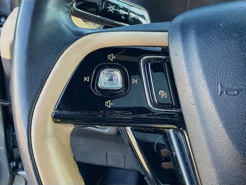Used 2021 Lincoln Corsair Grand Touring w/ Equipment Group 301A AWD/4WD image 12