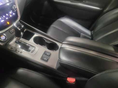 Used 2023 Nissan Murano SV image 26