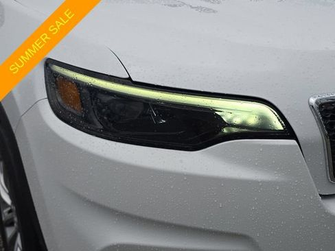 Certified 2022 Jeep Cherokee Latitude Lux FWD image 7