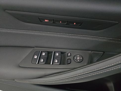 Used 2023 BMW 530i xDrive AWD/4WD image 29