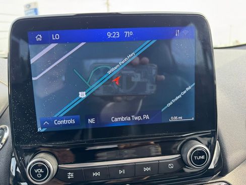 Used 2022 Ford EcoSport Titanium w/ Interior Protection Package image 23