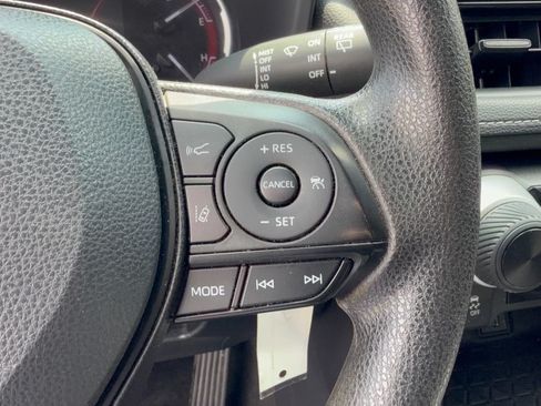 Used 2023 Toyota RAV4 LE FWD image 19
