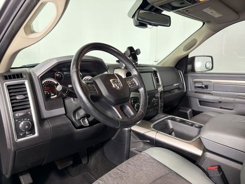 Used 2017 RAM 1500 Big Horn image 3