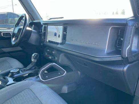Used 2022 Ford Bronco Outer Banks AWD/4WD image 27
