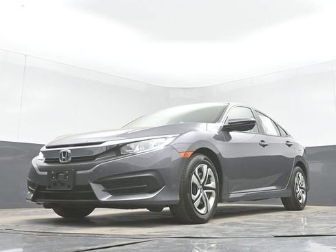 Used 2018 Honda Civic LX image 39
