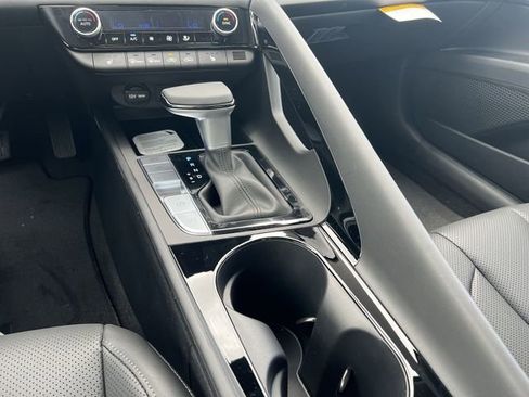 New 2026 Hyundai Elantra Limited w/ Cargo Package FWD image 19