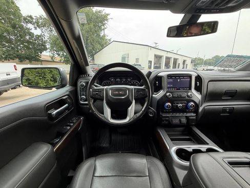 Used 2022 GMC Sierra 1500 SLT w/ SLT Premium Package AWD/4WD image 2