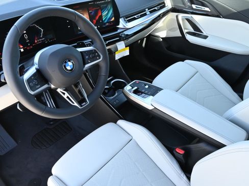 New 2026 BMW X1 xDrive28i w/ M Sport Package AWD/4WD image 12