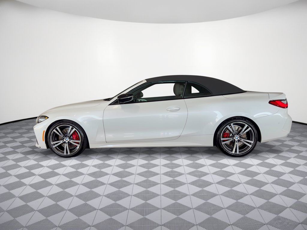 Certified 2024 BMW M440i Convertible RWD image 2