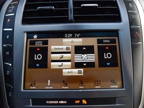 Used 2017 Lincoln MKZ Black Label w/ Climate Package FWD image 30