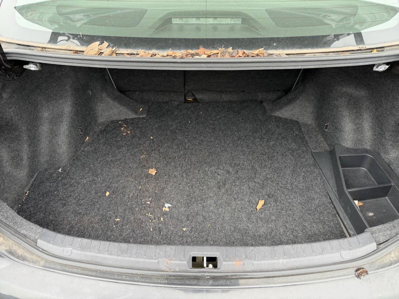 Used 2010 Toyota Corolla LE FWD image 23