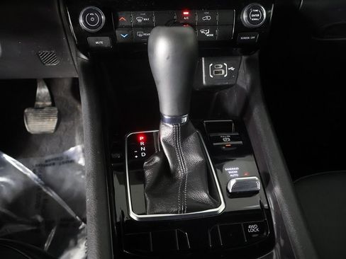 Used 2023 Jeep Compass Latitude AWD/4WD image 43