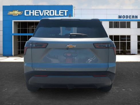 Used 2026 Chevrolet Equinox LT FWD image 4