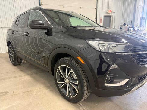Used 2023 Buick Encore GX Select w/ Safety Package II AWD/4WD image 9