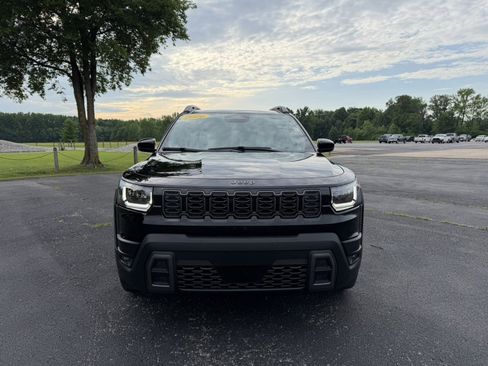 New 2026 Jeep Cherokee Laredo AWD/4WD image 2