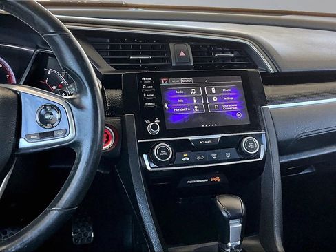 Used 2020 Honda Civic Sport image 9