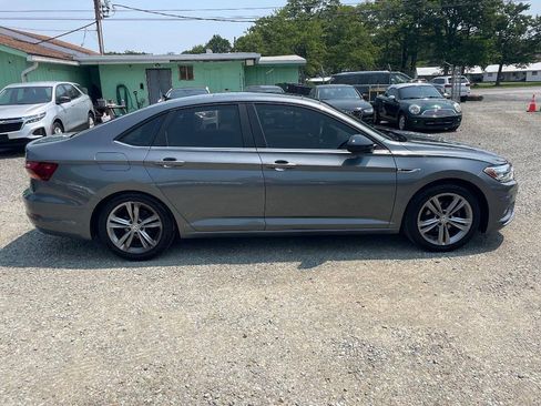 Used 2019 Volkswagen Jetta R-Line FWD image 9