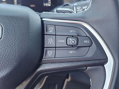 New 2025 Jeep Grand Cherokee L Altitude image 22