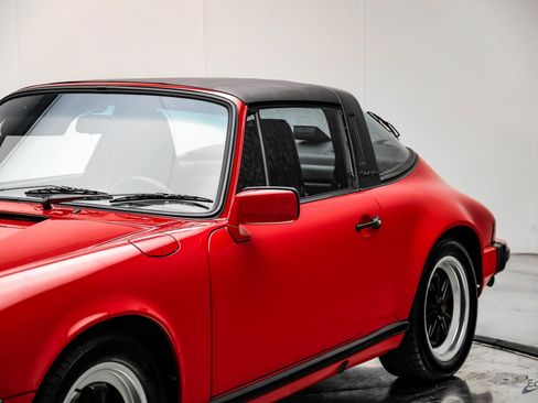 Used 1987 Porsche 911 Carrera image 33