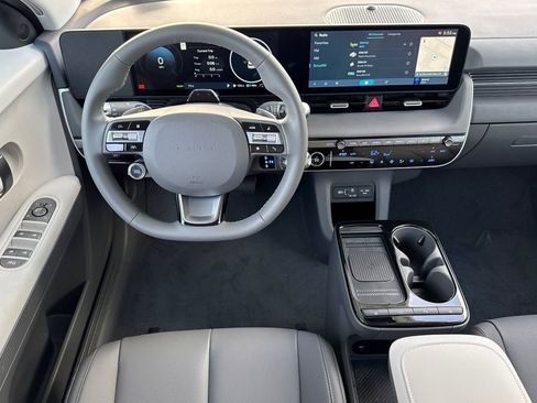New 2026 Hyundai Ioniq 5 SEL RWD image 16