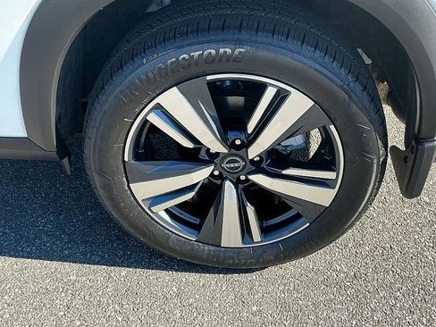 Certified 2023 Nissan Rogue SL image 8