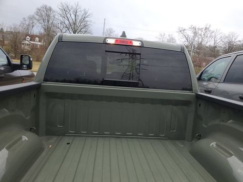 New 2026 RAM 1500 4x4 Crew Cab image 4