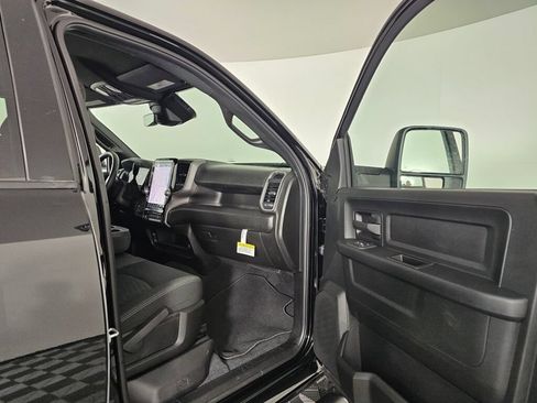 New 2026 RAM 2500 Tradesman AWD/4WD image 36