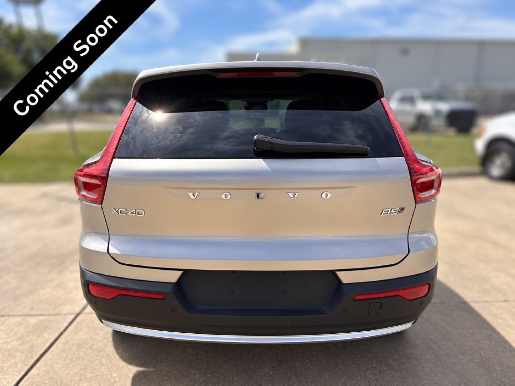 Certified 2024 Volvo XC40 B5 Ultimate AWD/4WD image 6