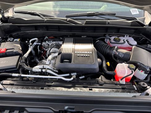 Used 2026 GMC Sierra 1500 Denali AWD/4WD image 8