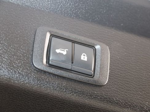 Used 2024 Mitsubishi Outlander SE AWD/4WD image 47