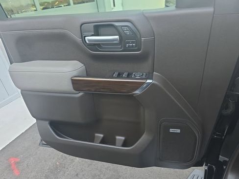 Used 2019 GMC Sierra 1500 SLT w/ SLT Premium Plus Package image 11