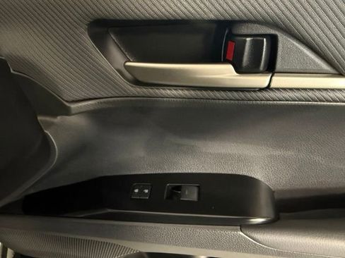 Used 2025 Toyota Camry SE FWD image 34