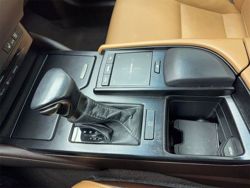 Used 2021 Lexus ES 350 w/ Premium Package image 30