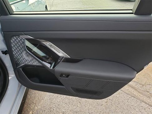 New 2025 BMW 760i xDrive image 17