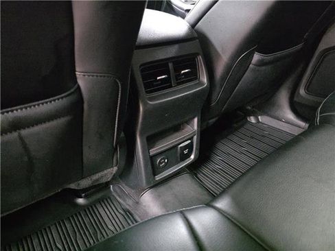 Certified 2022 Ford Edge SEL w/ Convenience Package image 16