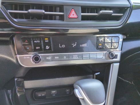Certified 2024 Kia Seltos X-Line AWD/4WD image 25