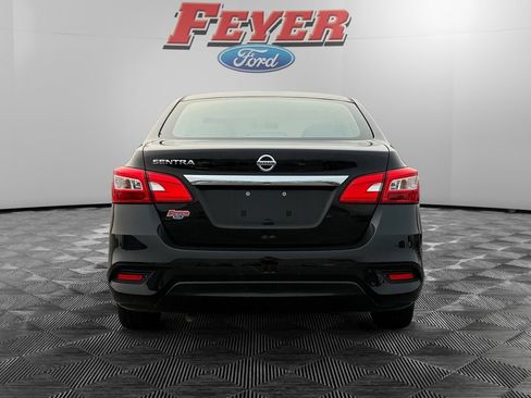 Used 2018 Nissan Sentra S FWD image 4
