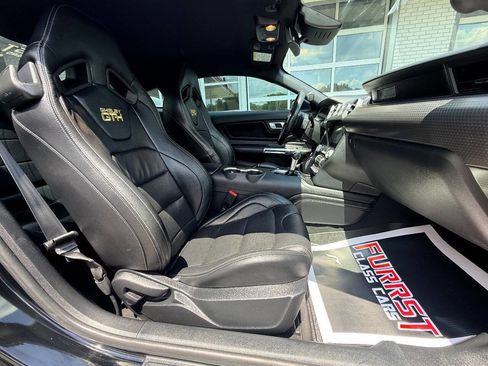 Used 2022 Ford Mustang GT Premium w/ GT Performance Package RWD image 33