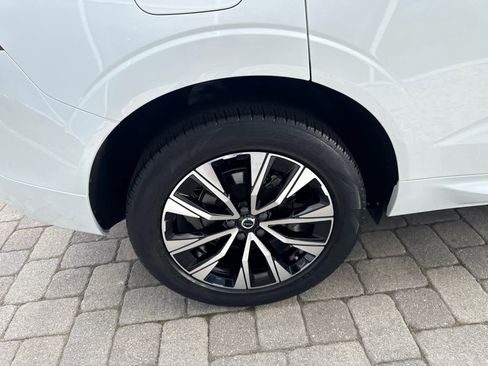 Used 2023 Volvo XC60 B5 Core w/ Climate Package AWD/4WD image 23