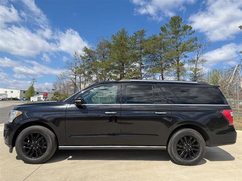 Used 2019 Ford Expedition Max Limited image 12