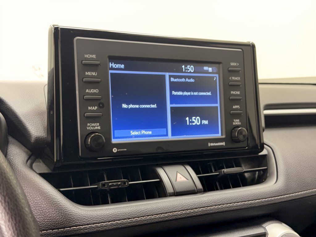 Used 2021 Toyota RAV4 XLE w/ Convenience Package FWD image 23