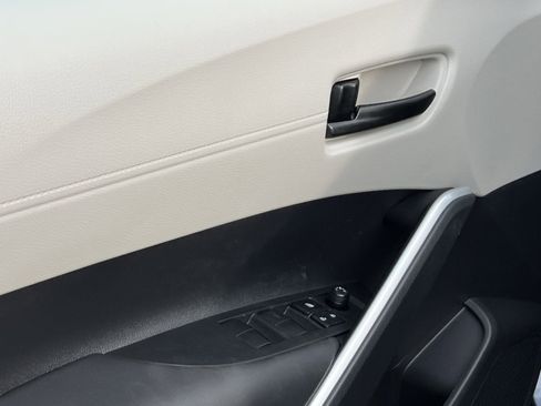 New 2026 Toyota Corolla Cross L image 10