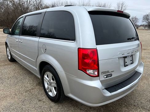 Used 2011 Dodge Grand Caravan Crew w/ Entertainment Group 1 image 5