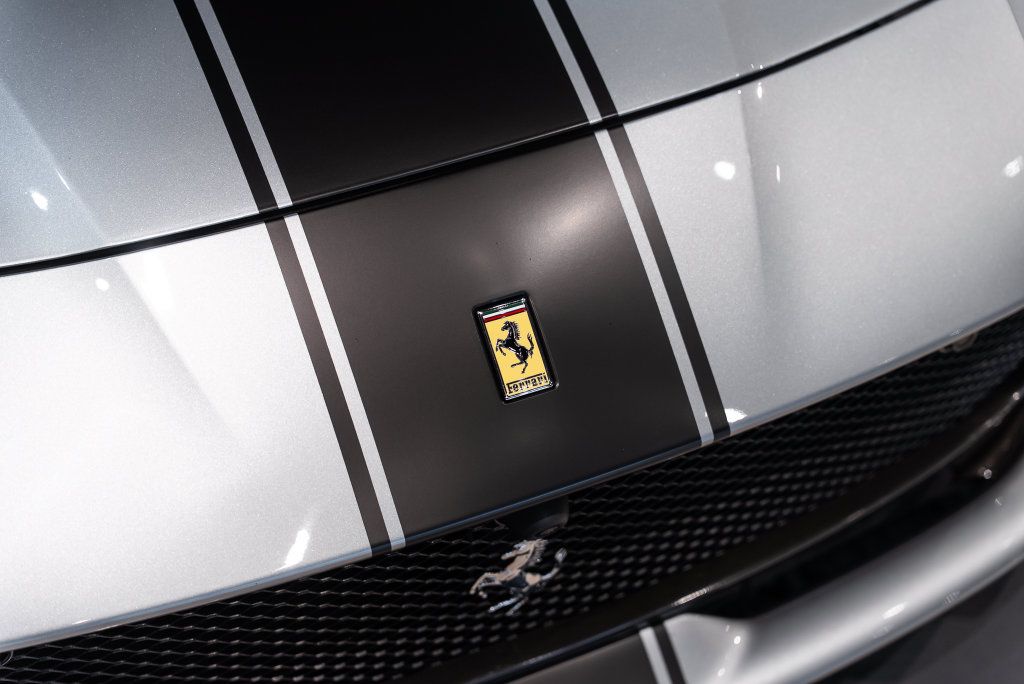 Used 2020 Ferrari 812 Superfast RWD image 12