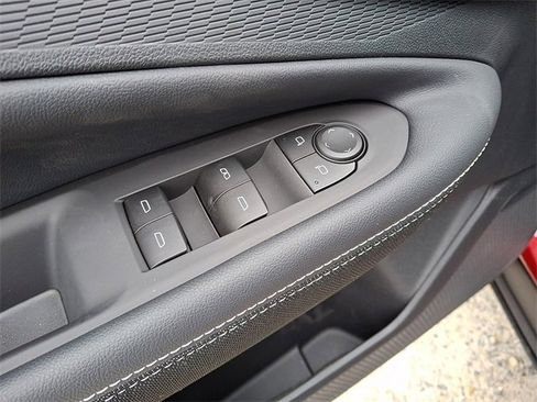 New 2026 Chevrolet Blazer EV LT image 15