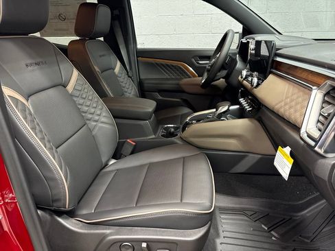 New 2026 GMC Canyon Denali AWD/4WD image 7